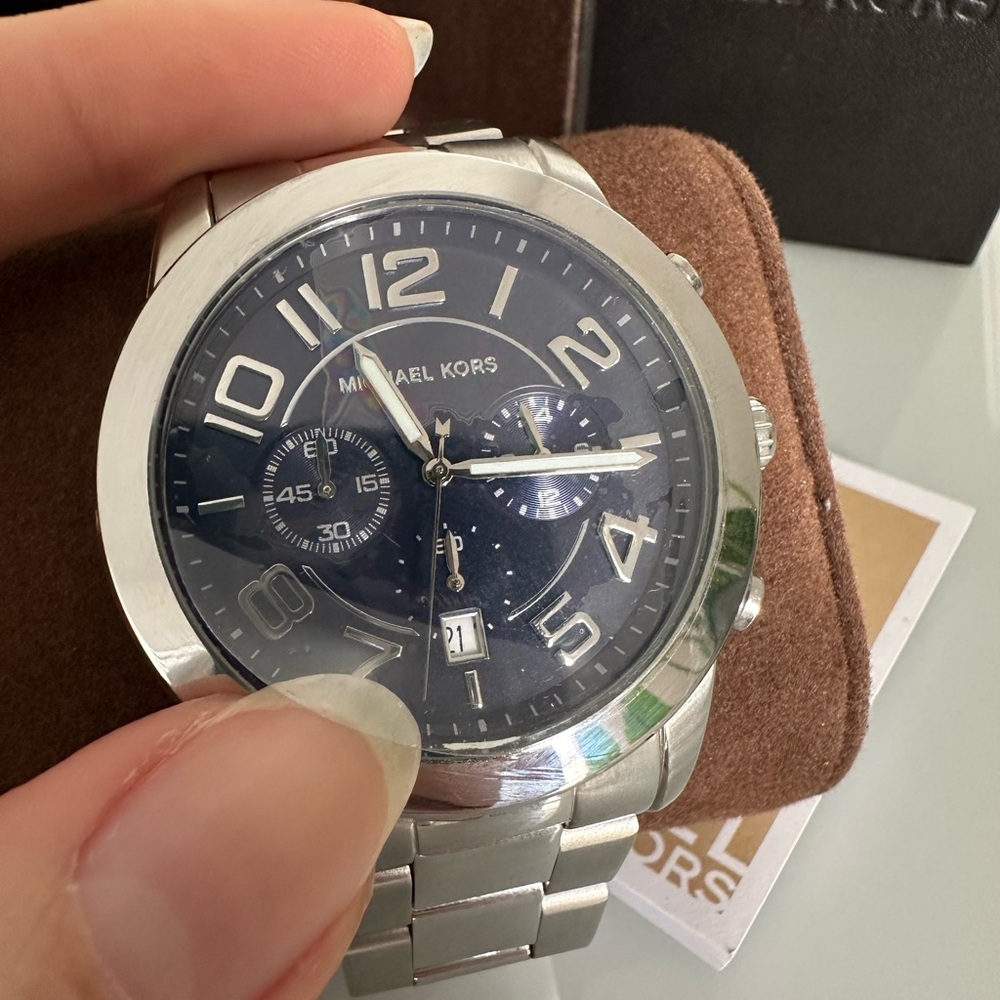 Michael Kors Men's MK8329 Classic Collection Men Watch - Picture 2 of 14